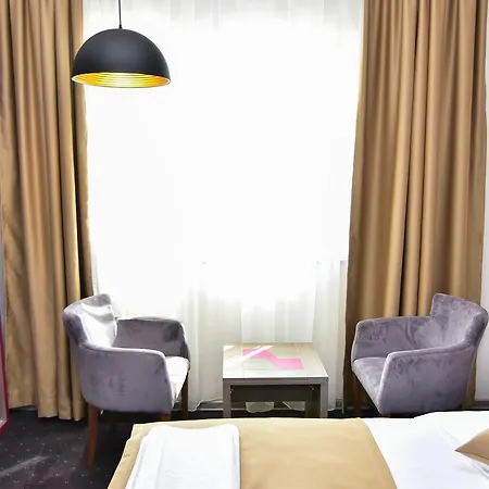 Hotel Kljuc Ključ