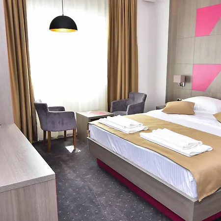 Hotel Kljuc Ključ