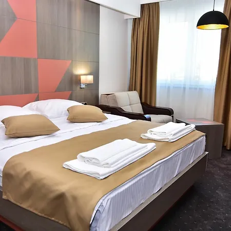 Hotel Kljuc 4*
